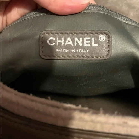 CHANEL BROOKLYN ACCORDION FLAP BAG - Picture 7 of 17